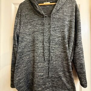 Jay Z’s Brand Paper Plane Black and White Knit Pullover Sweatshirt 2X